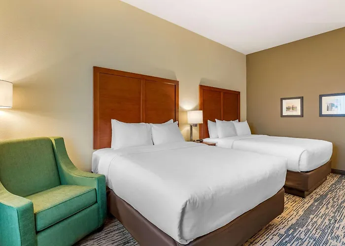Comfort Inn & Suites West Des Moines